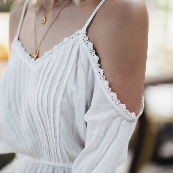 TOPSHOP Lace Trim Cold Shoulder Dress Nordstrom - Picture 5 of 8